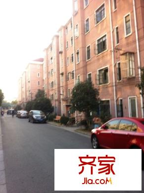 平南三四村外景图 周边配套
