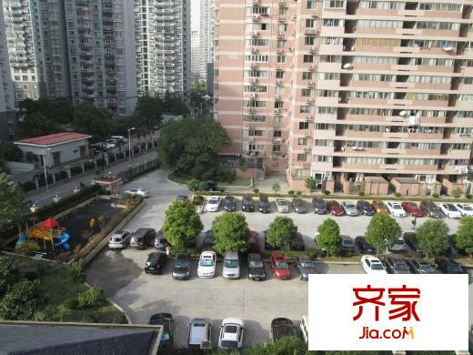 电影华苑外景图