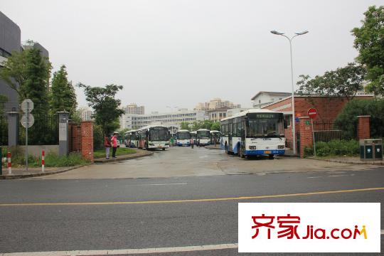 宝华源墅周边配套公交总站