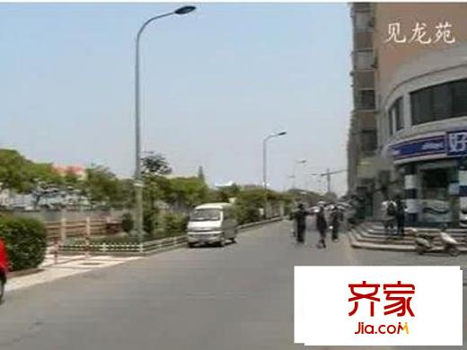 见龙苑外景图