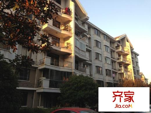 江南苑外景图