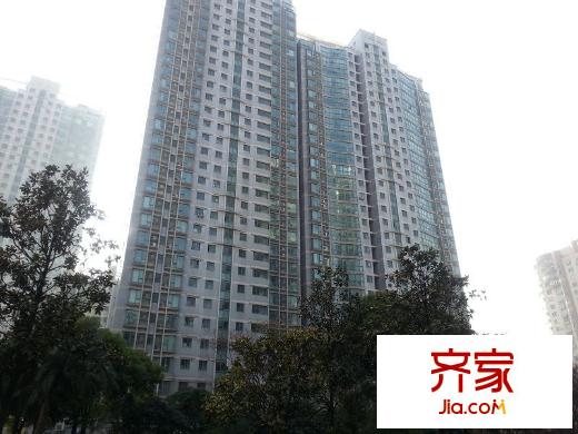 精文城上城外景图