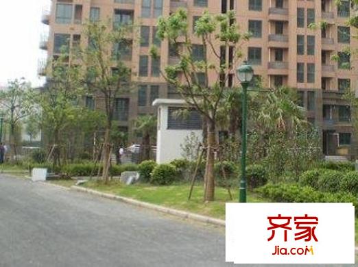 贝越水岸名邸外景图