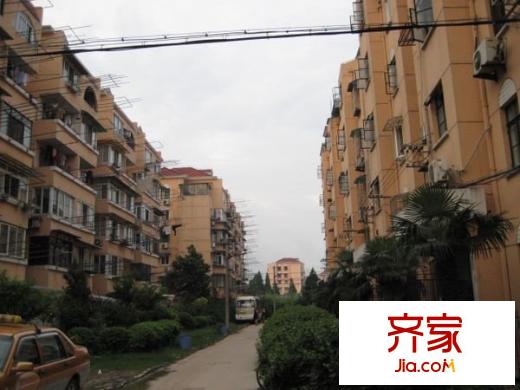 银都八村外景图