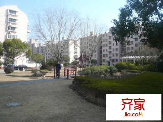 梅花路768弄小區(qū)外景圖梅花路768弄 