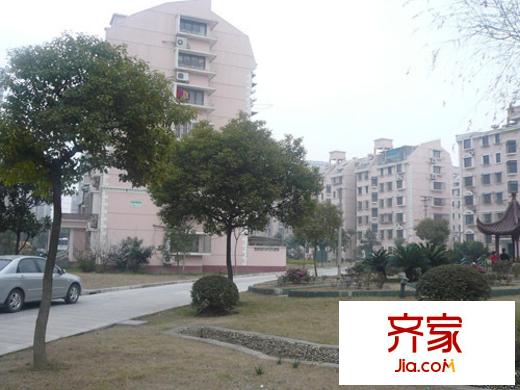梅花路768弄小區(qū)外景圖梅花路768弄 