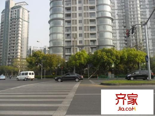 四季全景臺(tái)外景圖 