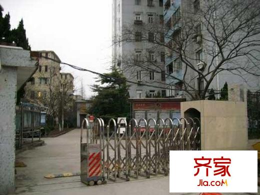 長(zhǎng)青教師大樓