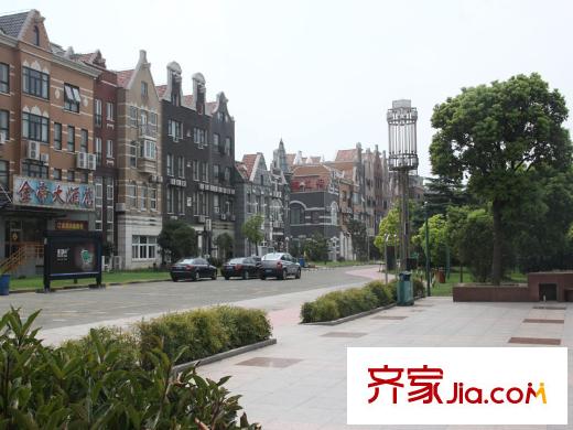 尼德蘭官邸周邊廣場