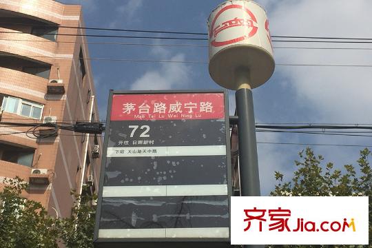 宝华紫薇花园周边配套公交站牌2