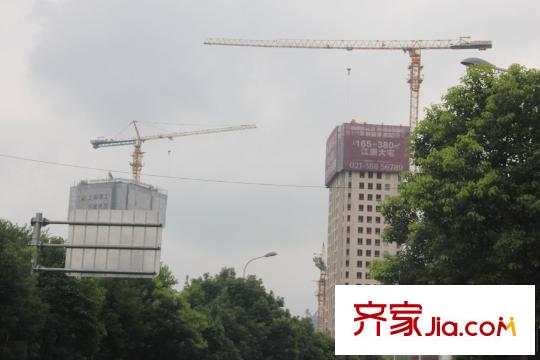萬(wàn)科翡翠濱江周邊住宅