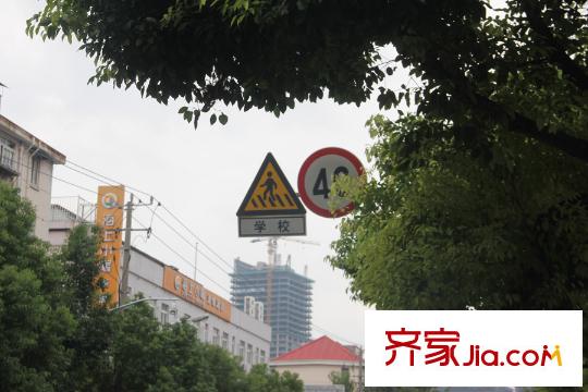萬(wàn)科翡翠濱江周邊學(xué)校