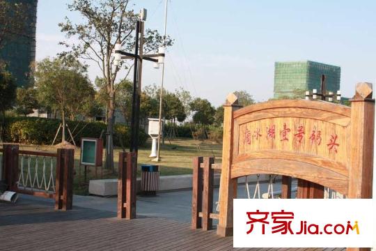 朗詩里程周邊配套：滴水湖碼頭
