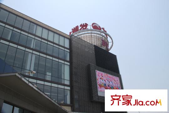 乾耀東港周邊鴻景廣場(chǎng)