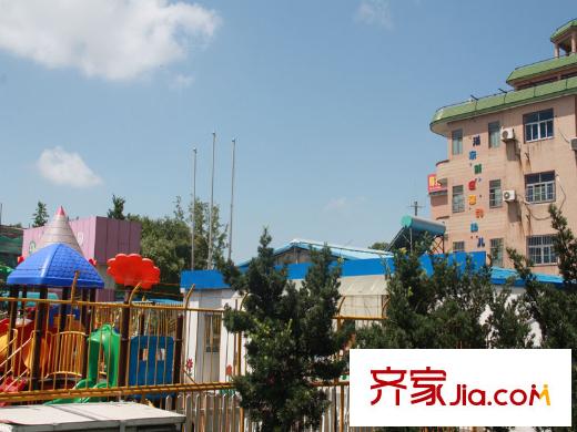 寶業(yè)萬華城幼兒園