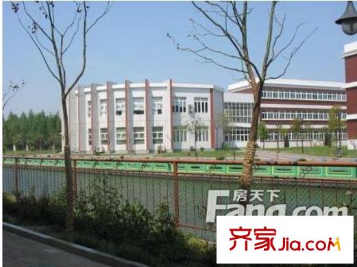 香楠小區(qū)配套圖中芯學(xué)校