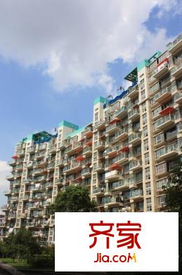 世纪之春花园外景图
