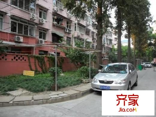 高华小区外景图