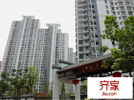 江南名庐小区大门(2013.7)