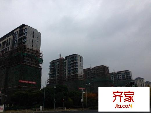 绿地海珀璞晖外景图
