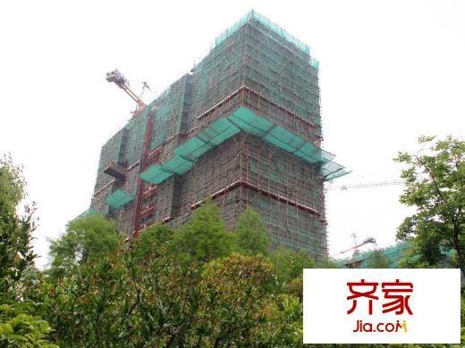 绿地海珀璞晖外景图 (2013-05)