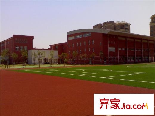云二小區(qū)配套圖學校