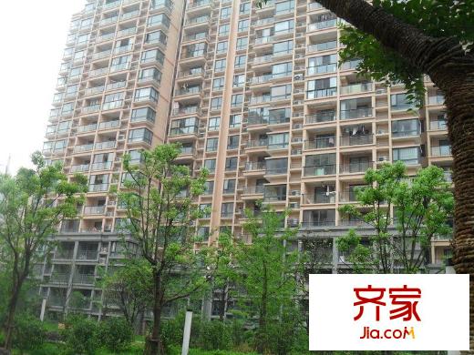 天山华庭外景图