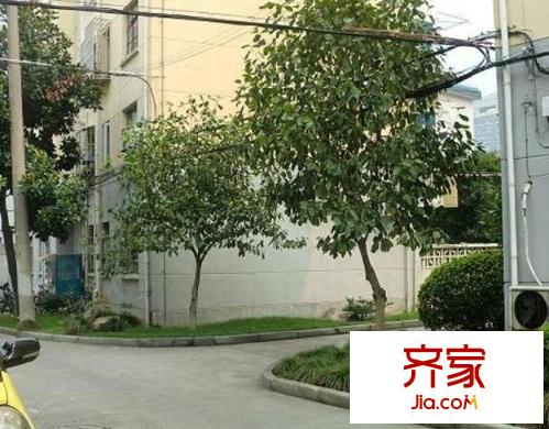 聽潮一村