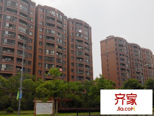 恒盛鼎城华公馆外景图(2014.6.12)