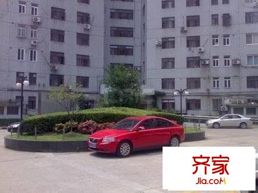 丁香大楼外景图