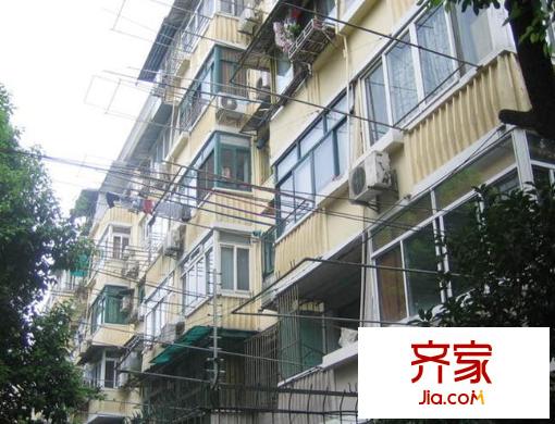 虹储小区外景图