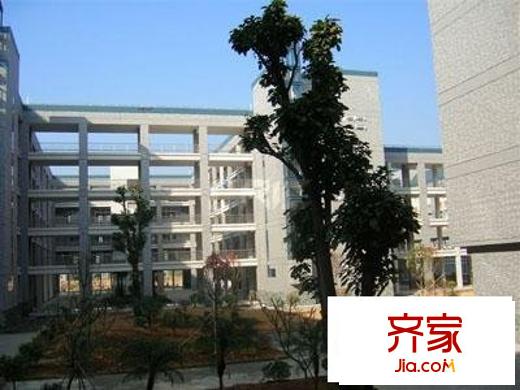 南華城外景圖