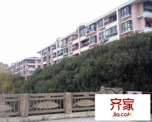 浦發(fā)綠城2801弄小區(qū)外景圖