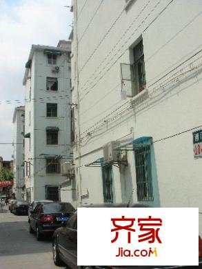 成山小區(qū)外景圖上海  