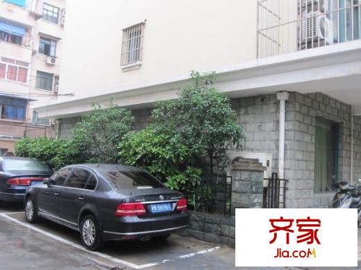 石泉大厦外景图