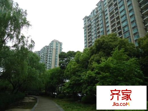 水清木華外景圖 