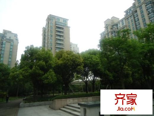 水清木華外景圖 