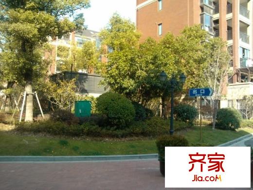 美兰湖中华园外景图