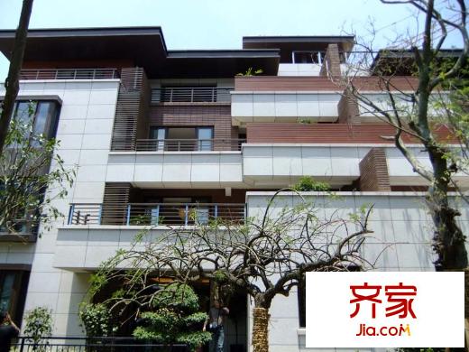 一品漫城别墅外景图 (2010.12)