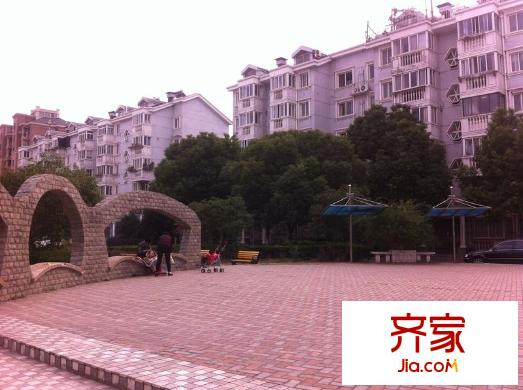 新芳鄰?fù)饩皥D 