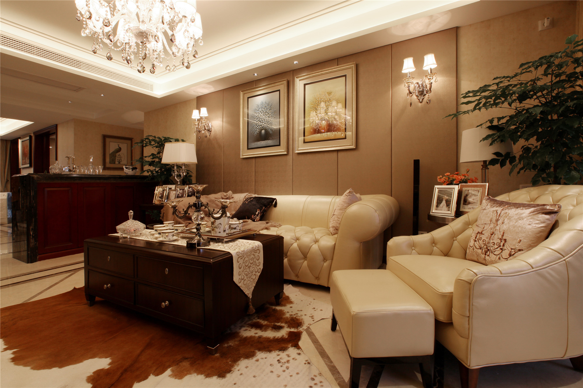 美式风格,三居室装修,15-20万装修,120平米装修,客厅,沙发背景墙,咖啡色