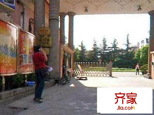 上钞苑外景图