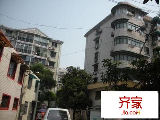 国和路500弄小区外景图国和路500弄