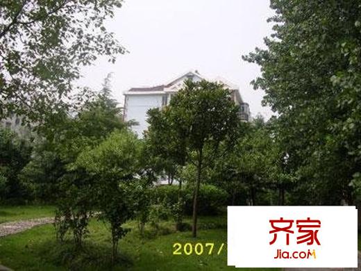龍臣公寓外景圖