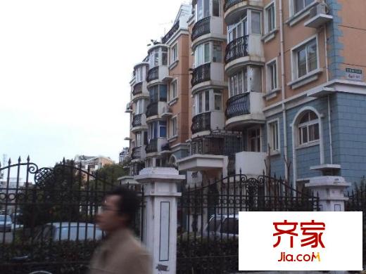 中大新苑外景圖