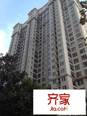 路易凯旋宫外景图