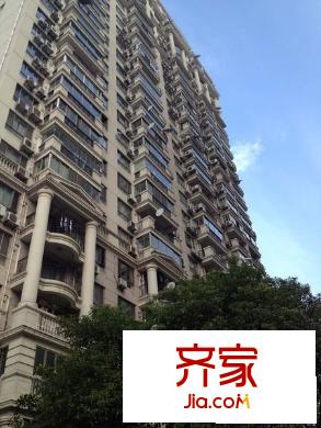路易凯旋宫外景图