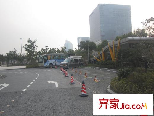 四季雅苑周邊停車場