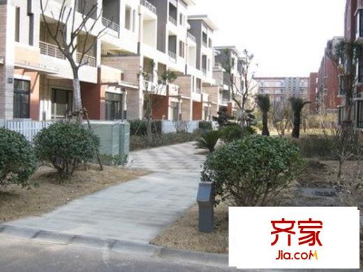 綠地東岸漣城外景圖 