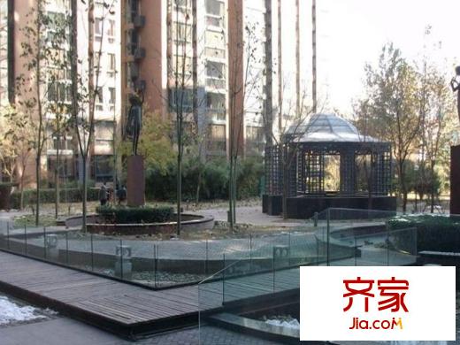 世桥国贸公寓外景图